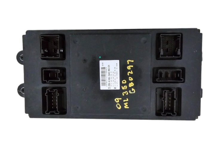 Computadora de control delantera Mercedes MI W164
