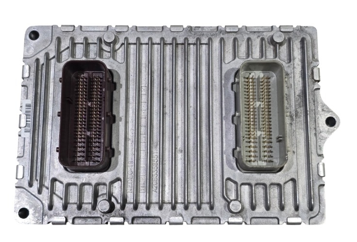 Computadora de motor ecm para jeep cherokee y chrysler 200 2015 a 2016